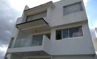 Casa en venta, Bosque Tzalam