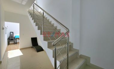 Vendo Hermoza Casa De Playa Con Piscina Dentro De Condominio - Bujamas