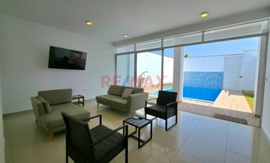 Vendo Hermoza Casa De Playa Con Piscina Dentro De Condominio - Bujamas
