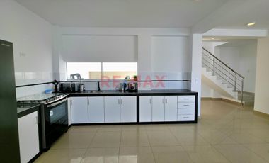 Vendo Hermoza Casa De Playa Con Piscina Dentro De Condominio - Bujamas