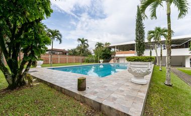 Casa en arriendo en Cali. Cod A5647