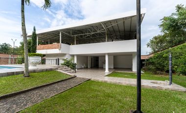 Casa en arriendo en Cali. Cod A5647