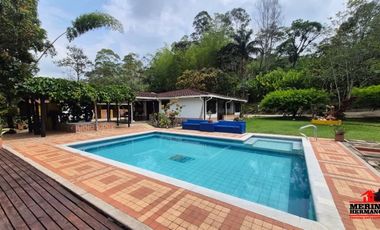 finca en venta en urbano. Cod V6574