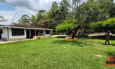 finca en venta en urbano. Cod V6574