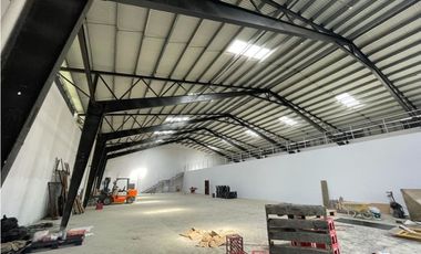 MM/Se Alquila Espectacular Bodega Local 950 mts en Curundú $6.500.oo