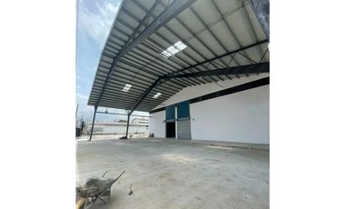 MM/Se Alquila Espectacular Bodega Local 950 mts en Curundú $6.500.oo