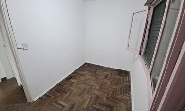 Casa con Departamento en venta en Haedo Chico