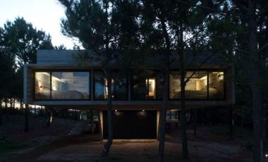 Casa en venta, barrio Golf 2, Costa Esmeralda.