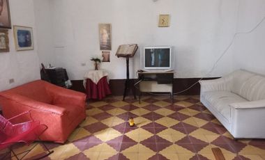 Gangazo, vendo casa 1º Piso de tapia y material en pleno corazón de Barbosa Antioquia, para remodelar o tumbar para un proyecto de vivienda.