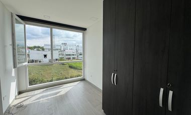 apartamento en venta en avenida sur. Cod V20777
