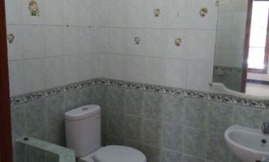 Disewakan Rumah 2 Lantai Villa Kalijudan Indah Surabaya
