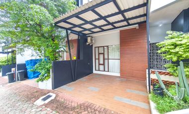 Rumah 2 Lt Strategis 10 Mnt ke Paradise Walk Serpong Siap KPR J-39295