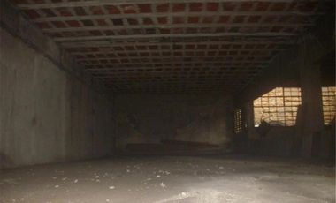 Galpón 240 M2 con entrepiso de losa de 100 M2