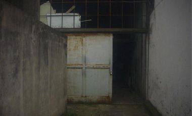 Galpón 240 M2 con entrepiso de losa de 100 M2