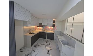 Estrena Tu Depa En Alquiler – Moderno, Con Ascensor Y 2 Dormitorios En Campoy