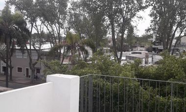 Casa 2 dorm. P.A. Excelente Zona