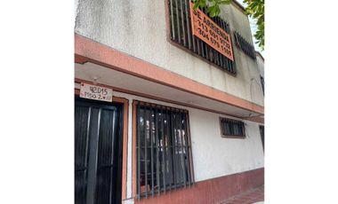Se renta segundo piso en Portal de las Palmas