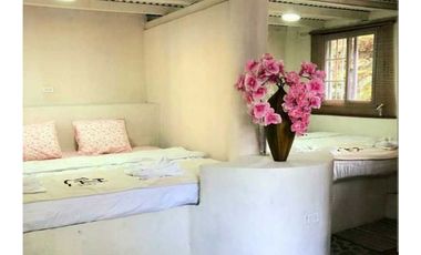 VENTA DE HOTEL EN EL VALLE DE ANTÓN CON HERMOSAS CABAÑAS