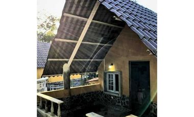 VENTA DE HOTEL EN EL VALLE DE ANTÓN CON HERMOSAS CABAÑAS