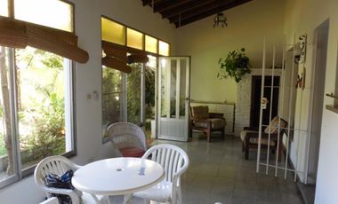PORTELA 1350 EXCELENTE CASA DE 4 DORMITORIOS LOTE 8,66 X 78