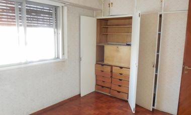 PORTELA 1350 EXCELENTE CASA DE 4 DORMITORIOS LOTE 8,66 X 78