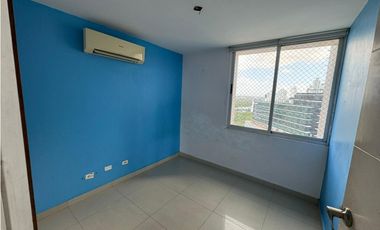 VENTA  APARTAMENTO EN COSTA DE ESTE  188M2 3REC+SERVICIO PH SEVILLA