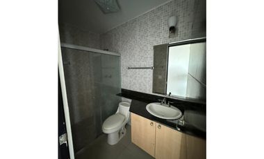 VENTA  APARTAMENTO EN COSTA DE ESTE  188M2 3REC+SERVICIO PH SEVILLA