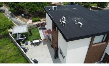 Exclusiva Casa de Playa, Amoblado. Urbanización Ciudad del Mar