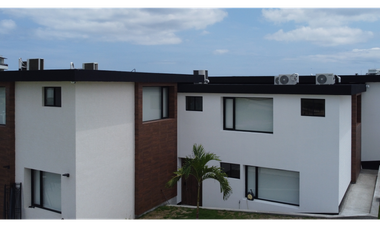Exclusiva Casa de Playa, Amoblado. Urbanización Ciudad del Mar