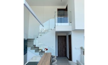 Exclusiva Casa de Playa, Amoblado. Urbanización Ciudad del Mar