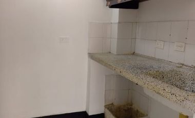 local en arriendo en conquistadores. Cod A2131