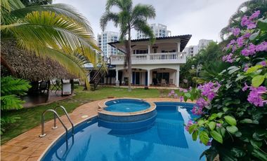 Se VENDE Casa de Playa - Playa Blanca