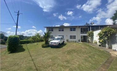 VENTA  CASA EN CLAYTON AMPLIA  569M2 CALLE PAPAYA