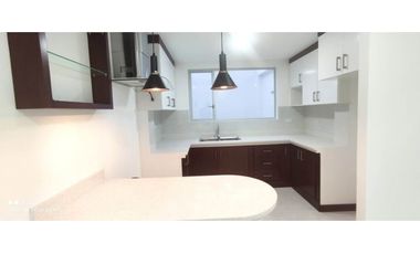 Vendo casa por estrenar al Sur de Loja