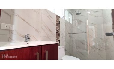 Vendo casa por estrenar al Sur de Loja