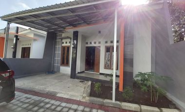 RUMAH SIAP HUNI POSISI HOOK DI BANTUL