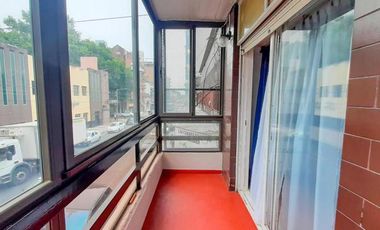 VENTA CON RENTA -  Depto. 2 Ambientes en Excelente Ubicación