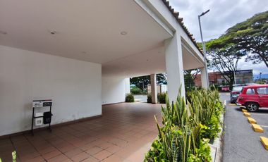 apartamento en venta en la alameda. Cod V124744