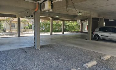 Departamento de dos ambientes ubicado en Pilar. Sum, cochera y seguridad