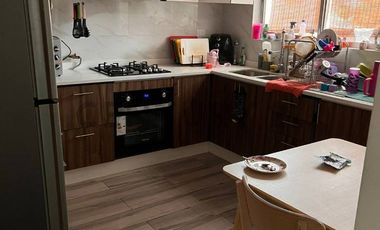 SE VENDE HERMOSO DEPTO REMODELADO EN CONDOMINIO LA TIRANA