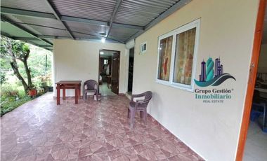 VENDO CASA EN LOTE DE 1100M2 PALMIRA ARRIBA