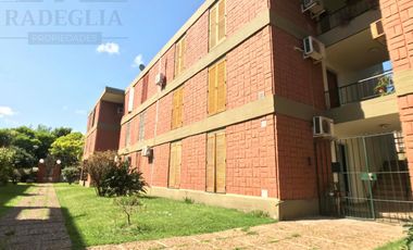 Depto en Monoblock Luz y Fuerza - Burzaco