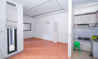 Rumah Cantik 2 Lt SHM 15 Menit ke Trans Studio Mall Cibubur J-38552