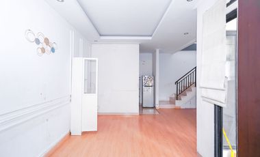 Rumah Cantik 2 Lt SHM 15 Menit ke Trans Studio Mall Cibubur J-38552