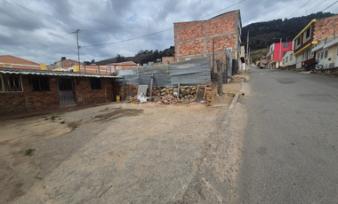 casalote en venta en asís. Cod V6161