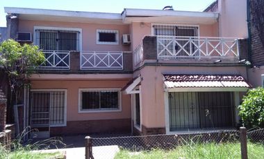 VENTA MUY BUEN CHALET