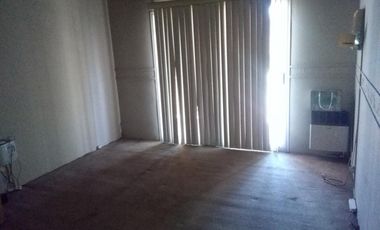 VENTA MUY BUEN CHALET