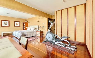 Departamento en venta de 5 dorm. en Lo Barnechea