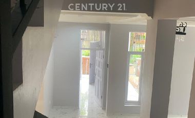 Di Jual Rumah Brand New Dengan Gaya Klasik Modern