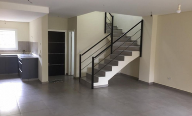 CASA 4 AMB A ESTRENAR - BARRIO LAS MARGARITAS